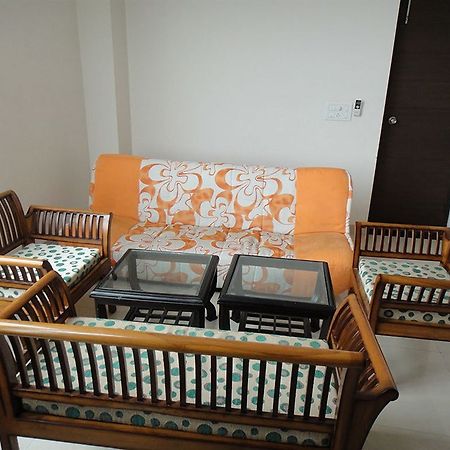 Orange Resort Bádámi Kültér fotó
